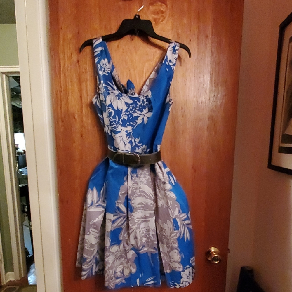 Flowy summer dress